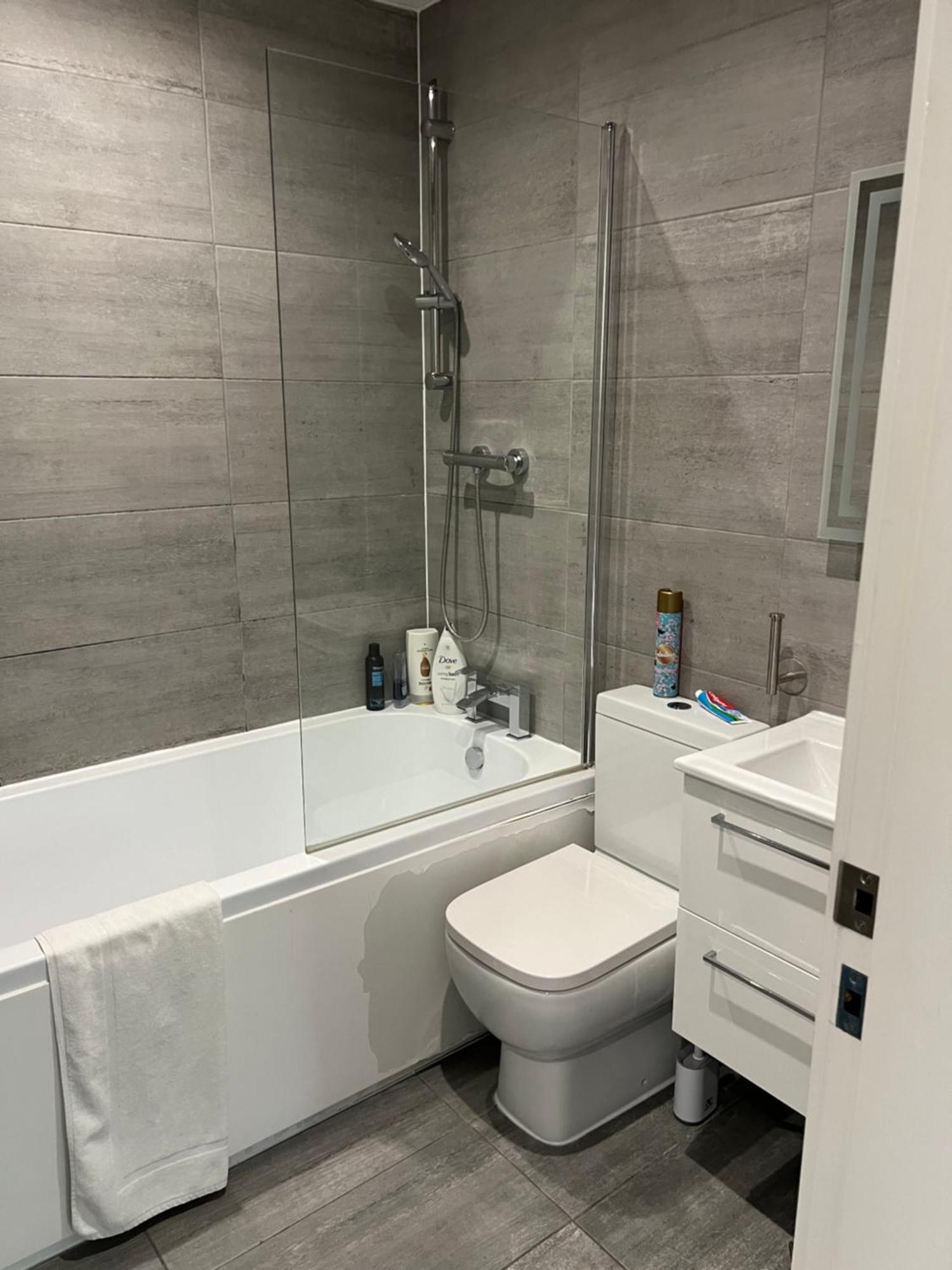 Modern And Stylish Two Bedroom Flat